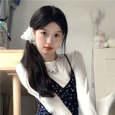 踉跄女孩 海报